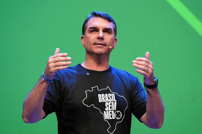 Flávio Bolsonaro - Biography
