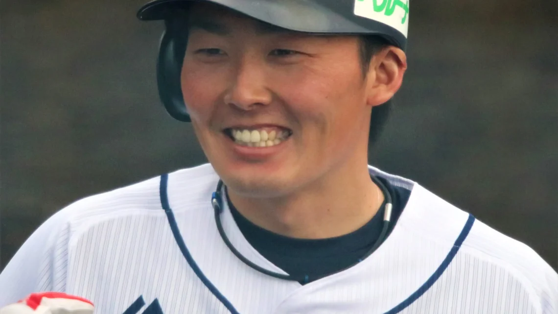 Sōsuke Genda Biography: Age, Wife, Kids, Parents, Net Worth, Height, Brother, Stats, Golden Glove