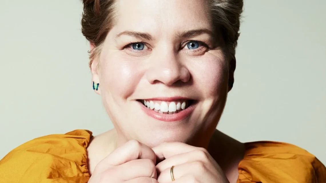 Katy Brand Biography: Husband, Age, Kids, Height, Net Worth, Parents, Sister, Movies & TV Shows, Screenplays