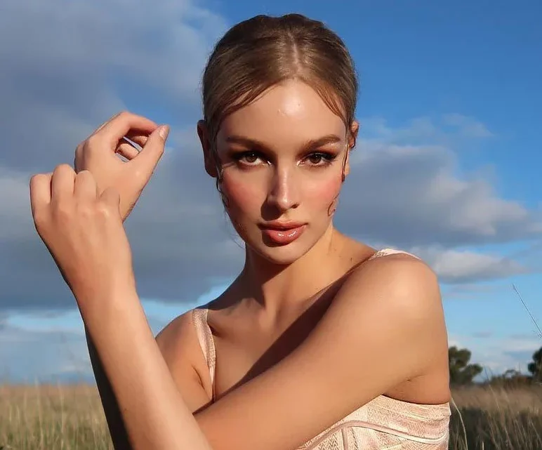 Grace Hyland Biography: Age, Height, Net Worth, Parents, Father, Siblings, TikTok, Career, Advocacy