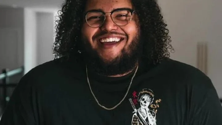Grizzy Biography: Age, Real Name, Height, Parents, Net Worth, Girlfriend, Clooless Podcast, YouTube