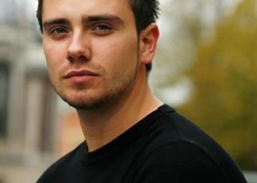 Jamie Yeates Biography: Age, Wife, Net Worth, Parents, Height, Harry Potter, Movies & TV Shows