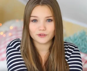 Julia Beautx - Biography