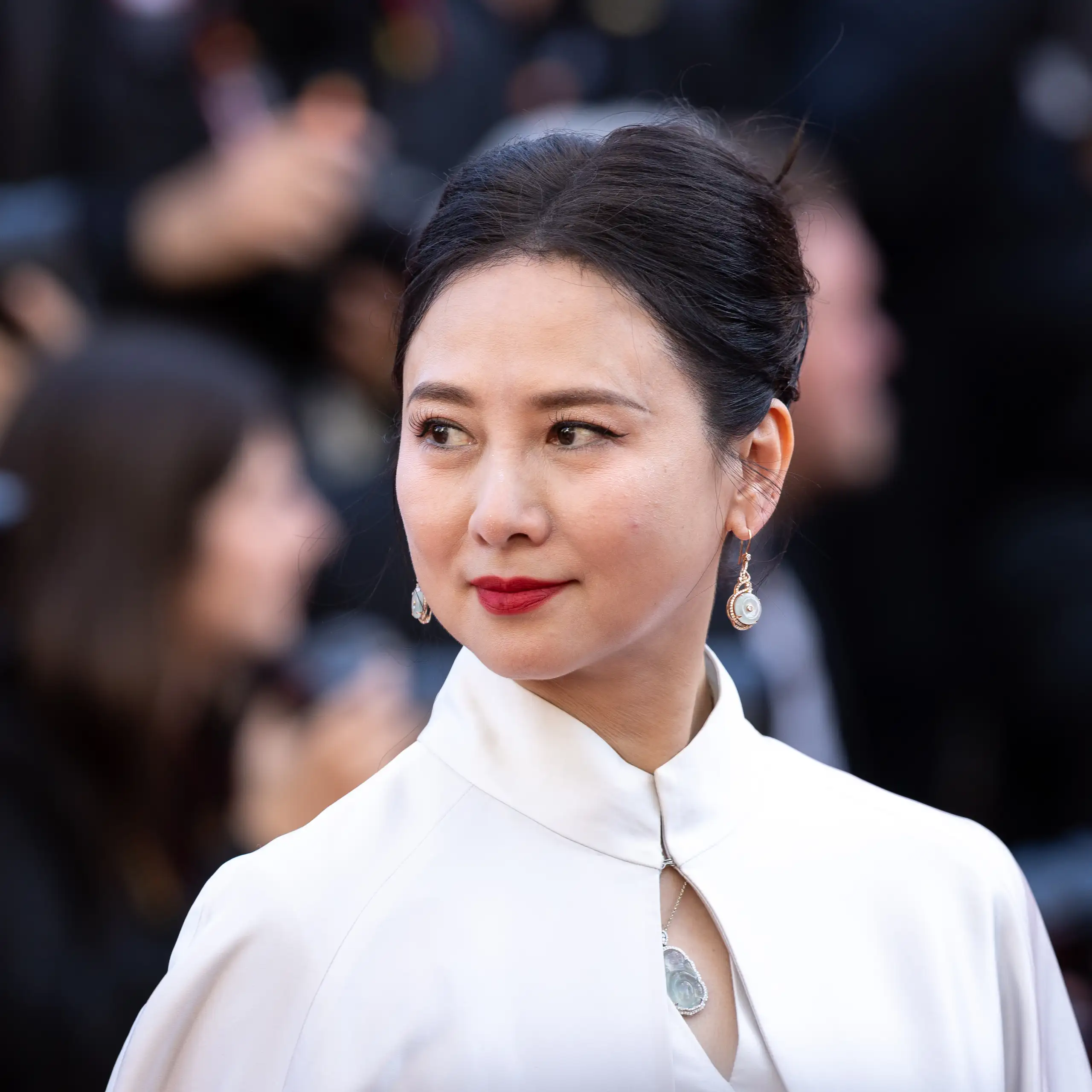 Yvonne Hung Yung - Biography