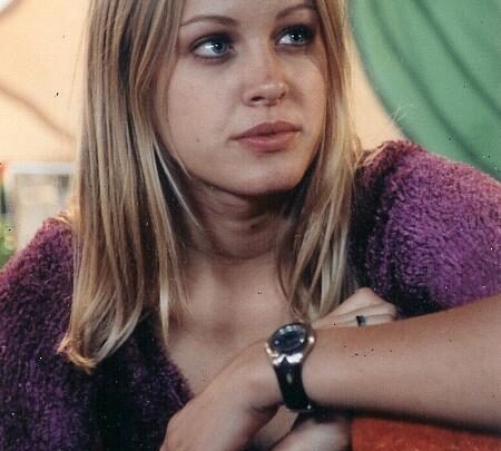 Sara Downing Biography: Age, Husband, Kids, Height, Net Worth, Parents, Movies & TV Shows, Instagram