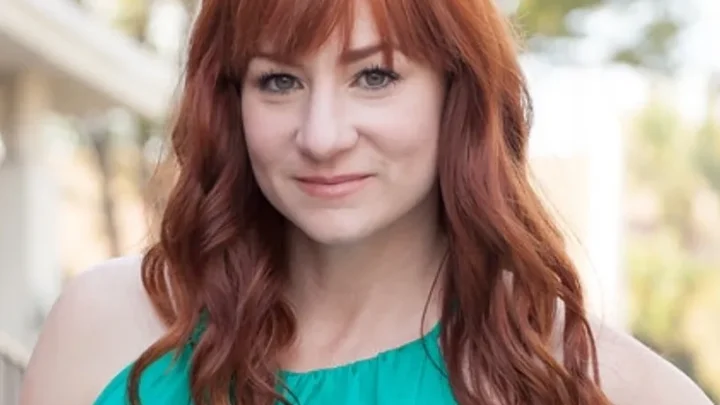 Katy Sullivan Biography: Husband, Age, Kids, Height, Net Worth, Parents, Siblings, Movies & TV Shows, Tony Nomination