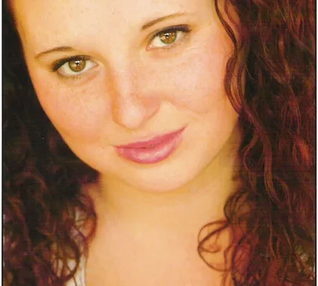 Ashleigh Kizer Biography: Age, Husband, Kids, Height, Net Worth, Parents, Movies & TV Shows, Deadwood