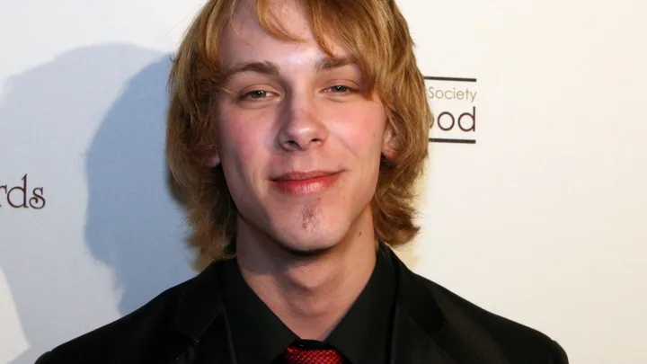 Zack Shada Biography: Girlfriend, Movies, Age, Parents, Brothers, Height, Net Worth, TV Shows, Facebook, Band