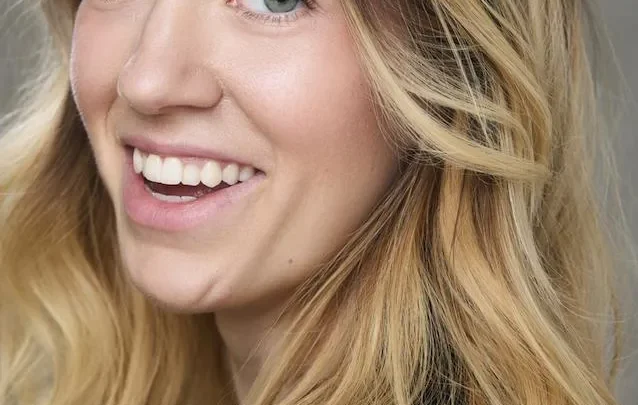 Claire Corlett Biography: Husband, Age, Height, Net Worth, Parents, Brother, Voice Roles, Movies & TV Shows