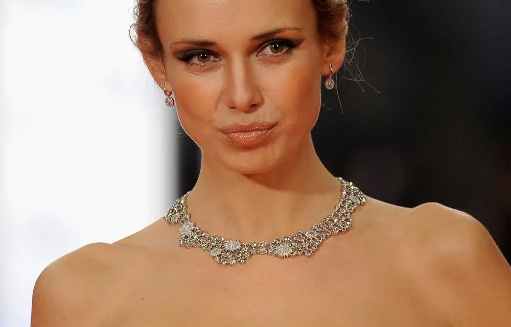 Natasha Yarovenko Biography: Age, Husband, Kids, Height, Net Worth, Parents, Movies & TV Shows, Room in Rome