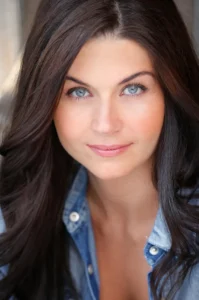 Stephanie Beran - Biography