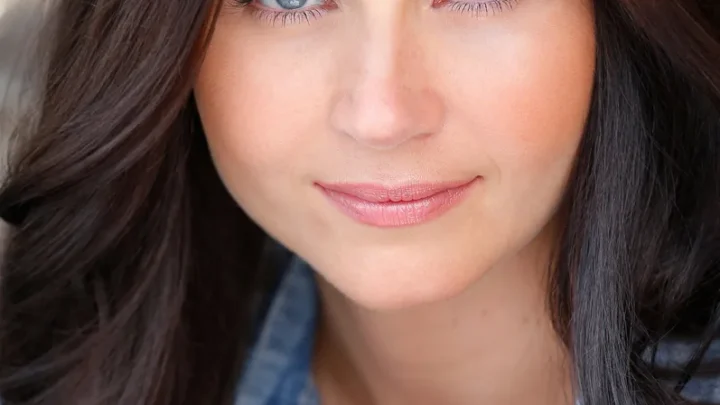 Stephanie Beran Biography: Age, Husband, Height, Net Worth, Parents, Movies & TV Shows, Ethnicity