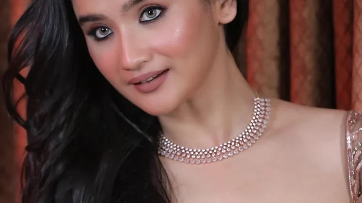 Celesti Bairagey Biography: Age, Boyfriend, Height, Net Worth, Parents, Brother, Movies & TV Shows, Education