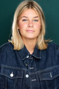 Ava Smith - Biography