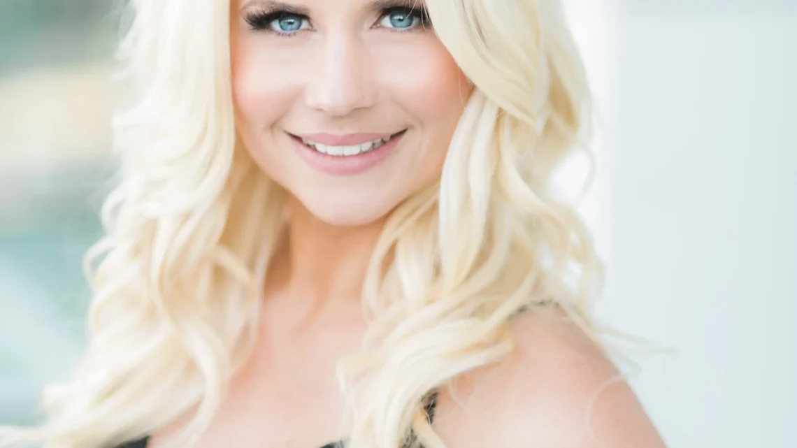 Alycia Purrott Biography: Age, Husband, Kids, Net Worth, Parents, Height, Power Rangers, Movies & TV Shows
