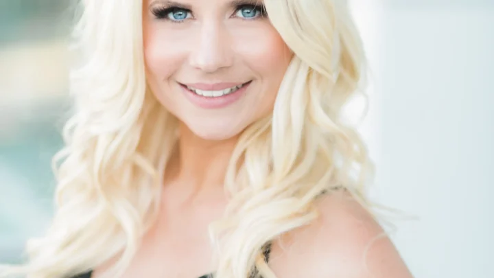 Alycia Purrott Biography: Age, Husband, Kids, Net Worth, Parents, Height, Power Rangers, Movies & TV Shows