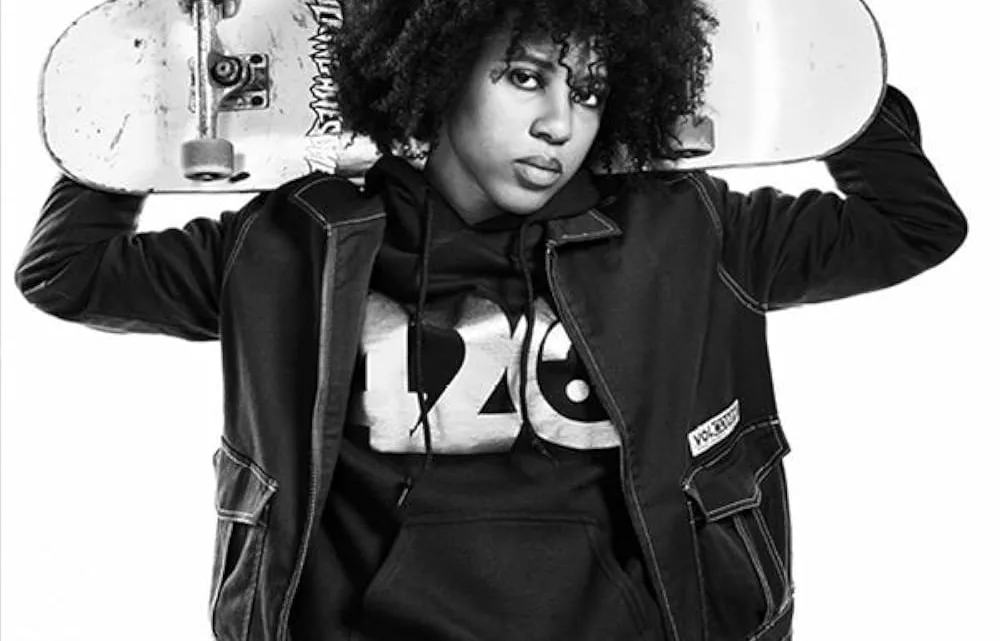 Dede Lovelace Biography: Age, Parents, Net Worth, Height, Movies, Career, Instagram