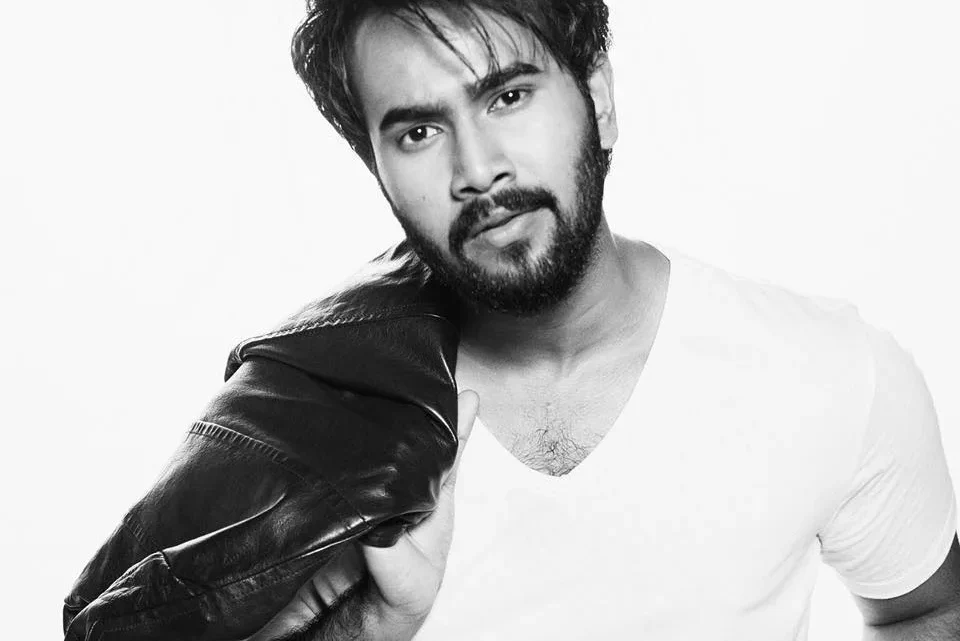 Rahul Vijay Biography: Age, Father, Parents, Sister, Net Worth, Movies, Wife, Height
