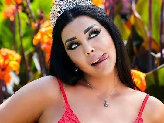 Haifa Wehbe’s sister, Rola Yammout Bio: Instagram, Age, Net Worth, Height, Parents, Spouse, Siblings