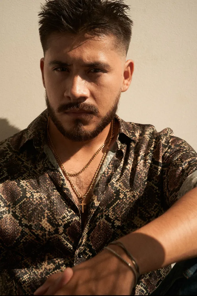 Abner Lozano - Biography