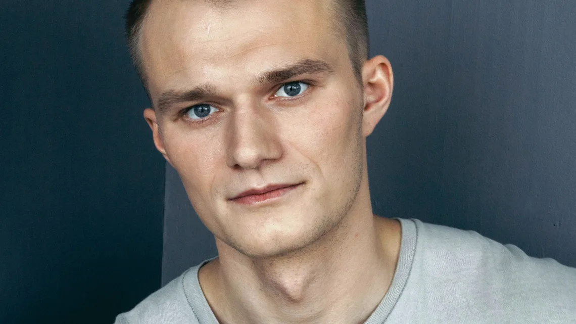 Siggi Ingvarsson Biography: Age, Height, Girlfriend, Net Worth, Parents, TV Shows