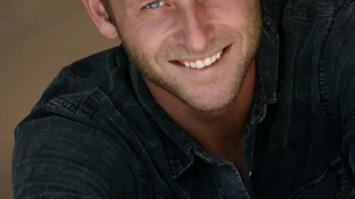 Rob Wiethoff Biography: Wife, Age, Kids, Height, Net Worth, Parents, Sister, Video Games, Movies
