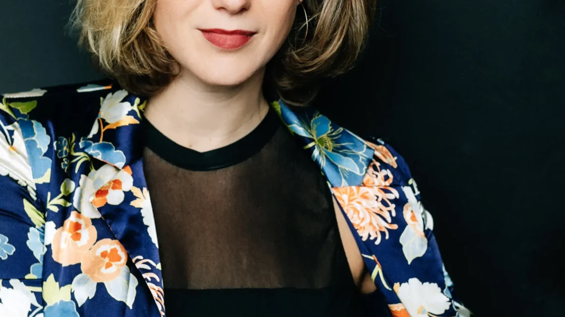 Kristine Cofsky Biography: Age, Boyfriend, Height, Net Worth, Parents, Movies & TV Shows, Photography