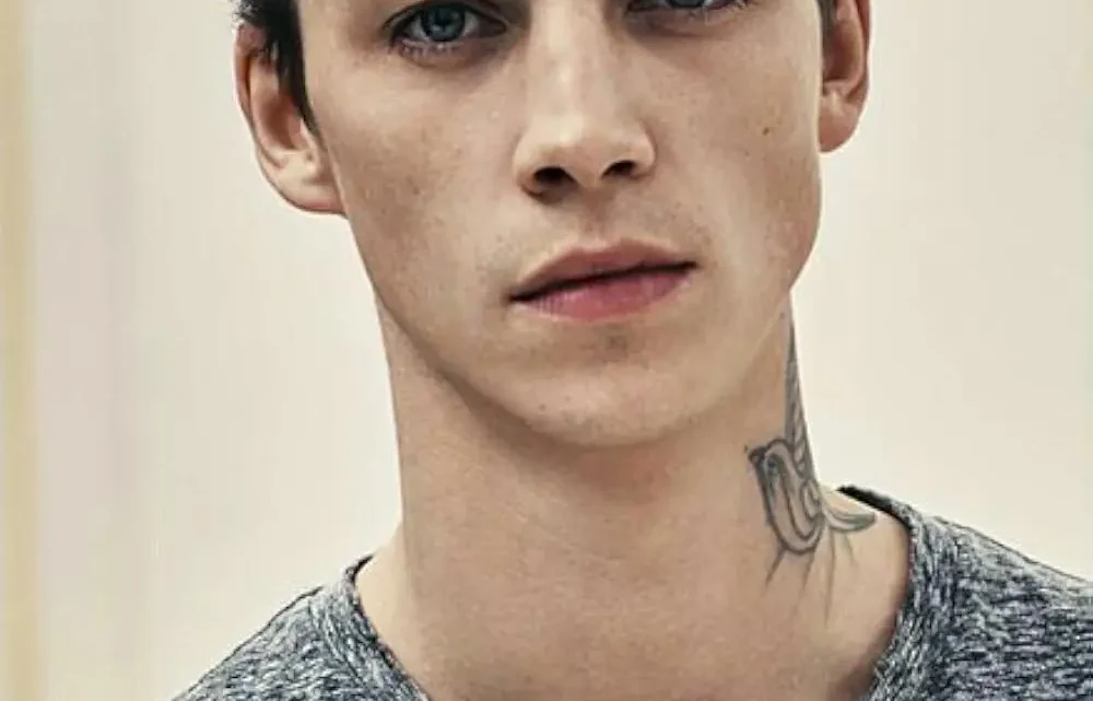 Ash Stymest Biography: Wife, Age, Kids, Height, Net Worth, Parents, Fiancée, Instagram, Movies