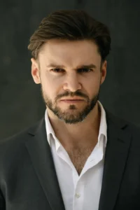 Ruslan Miroshnychenko - Biography