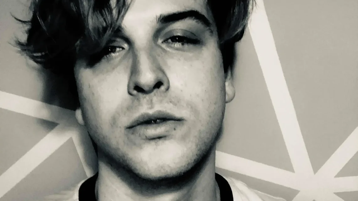 Wade Radford Biography: Partner, Age, Height, Net Worth, Parents, Movies, Books, Zines