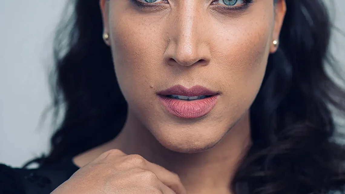 Robin Thede Biography: Age, Husband, Kids, Height, Net Worth, Parents, Sisters, Movies & TV Shows