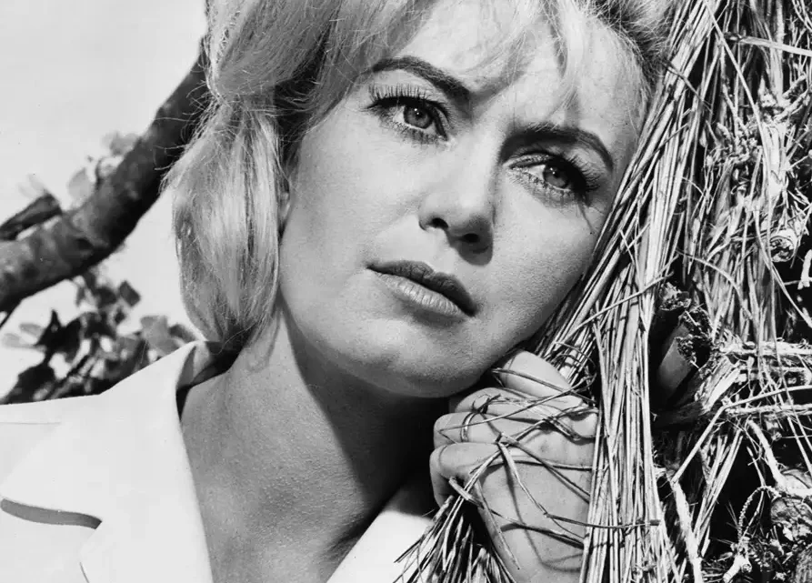 Janette Scott Biography: Age, Husband, Kids, Height, Net Worth, Parents, Movies & TV Shows, Mother