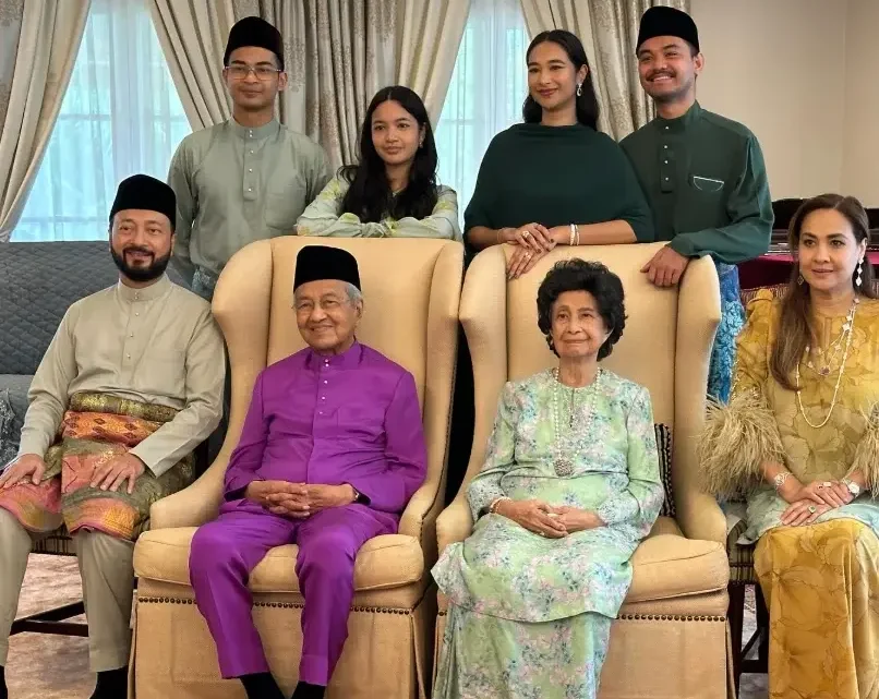 Meet Mahathir Mohamad’s Kids: Mukhriz, Marina, Mokhzani, Melinda, Mazhar, Mirzan, & Maizura Mahathir