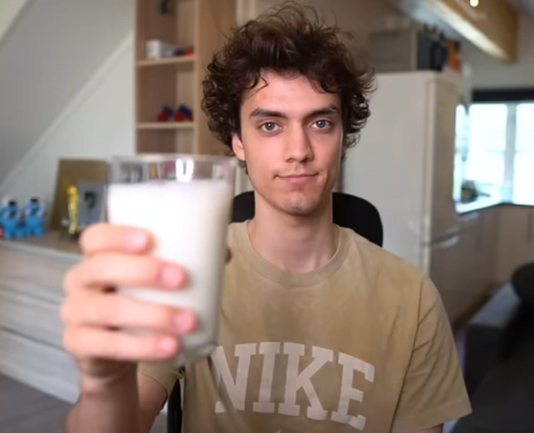 DaniMilkman Biography: Age, Real Name, Height, Net Worth, Parents, Brother, Games, YouTube
