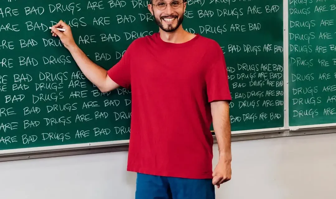 bbno$ Biography: Girlfriend, Songs, Real Name, Net Worth, Age, Parents, Height, Albums, Religion
