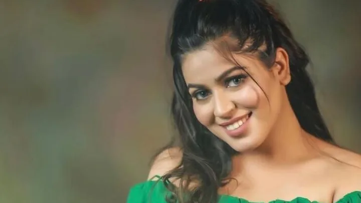 Radhika Chhabra Biography: Instagram, Age, Nationality, Net Worth, Height, Parents, Movies, Family