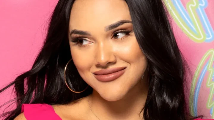 Cely Vazquez Biography: Age, Height, Parents, Siblings, Net Worth, Boyfriend, Love Island, Songs