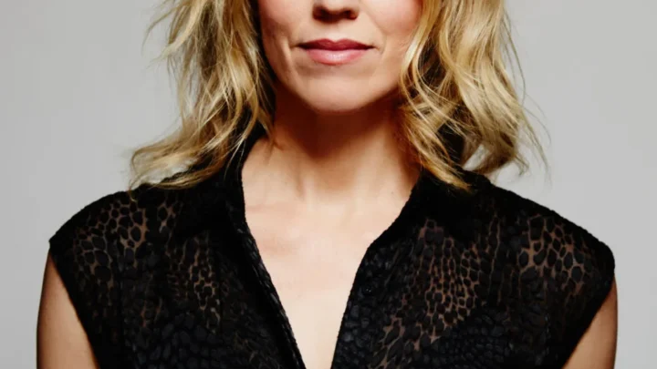 Simone McAullay Biography: Husband, Age, Kids, Height, Net Worth, Parents, Movies & TV Shows, Boyfriend
