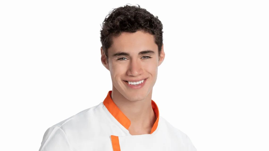 Eduardo Barquín Biography: Instagram, Movies, Age, Net Worth, Girlfriend, Height, Parents