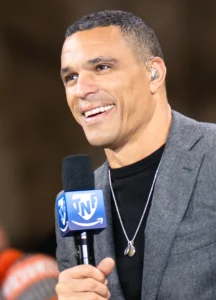 Tony Gonzalez - Biography
