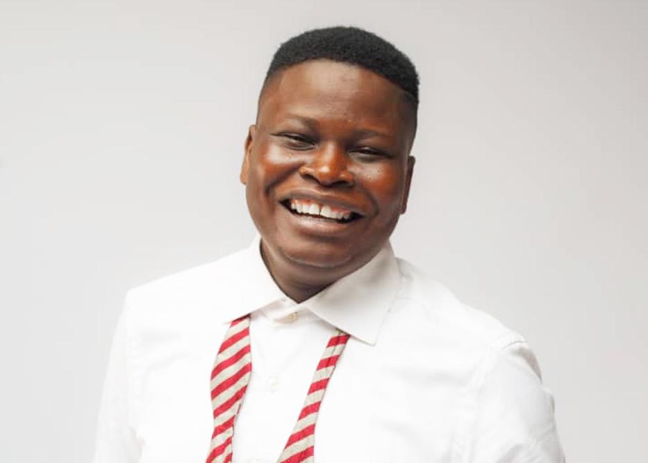 Tosin Bee - Biography