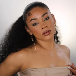 Jasmine Brown - Biography