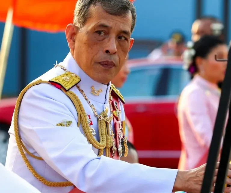 Meet Top 10 Richest Royals in the World