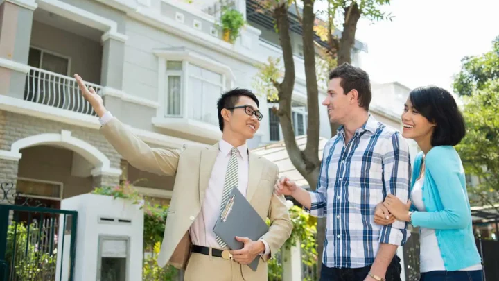 What a Real Estate Agent’s Commission Actually Covers and Doesn’t