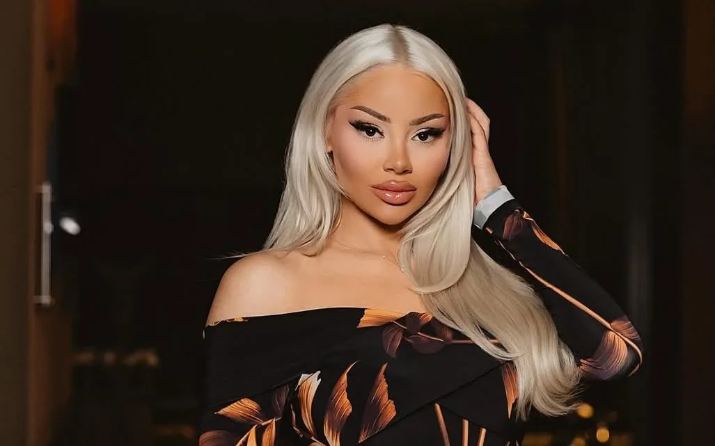 Benita Zena Biography: Fiancé, Age, Parents, Height, Net Worth, Music, Modeling, Big Brother, Ethnicity