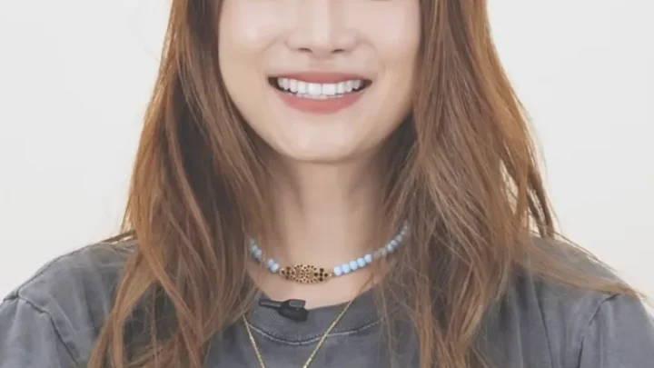 Youn-a Biography: Age, Height, Husband, Son, Net Worth, Parents, Siblings, Movies & TV Shows, Fashion Career