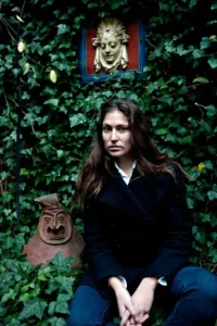 Stella Schnabel - Biography