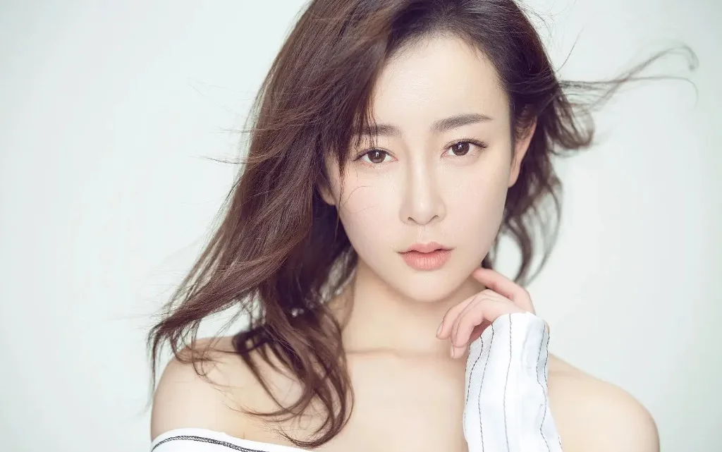 Zhang Meng Biography: Spouse, Age, Net Worth, Siblings, Parents, Height, Ethnicity, TV Shows