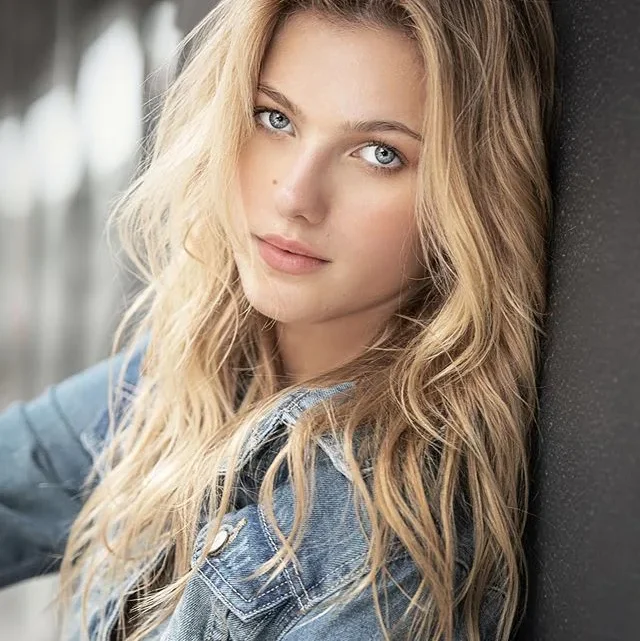 Jemima Robinson Biography: Age, Height, Parents, Brother, Net Worth, Boyfriend, Career, Instagram