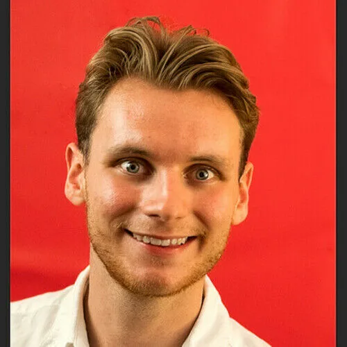 Peter Lavery Biography: Siblings, Movies, TV Series, Awards, Height, Parents, Age, Net Worth
